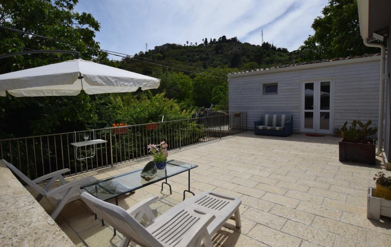 Casa Vacanze Irmino Garden Vila Ragusa Exterior foto